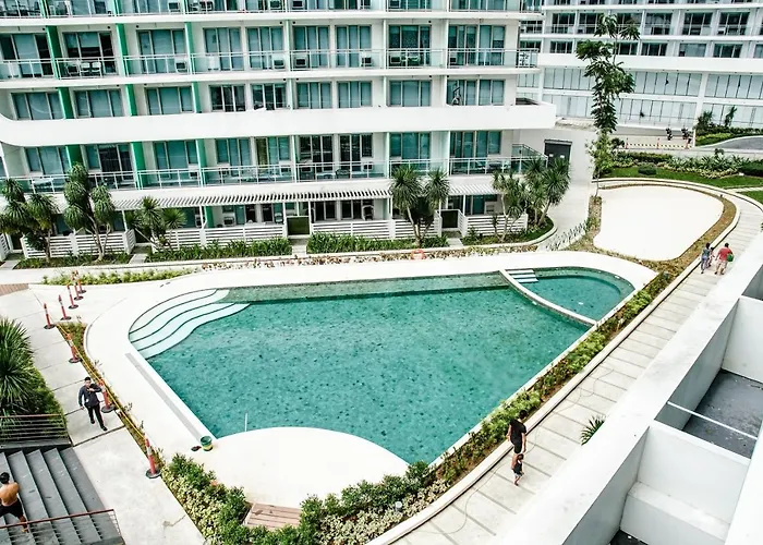 Apartahotel Pearl Suites 2br Scandinavian By Aidehaven At Azure Manila