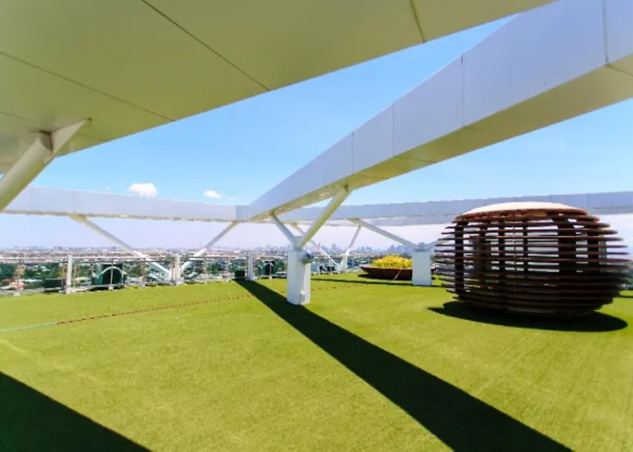 Apartahotel Pearl Suites 2br Scandinavian By Aidehaven At Azure